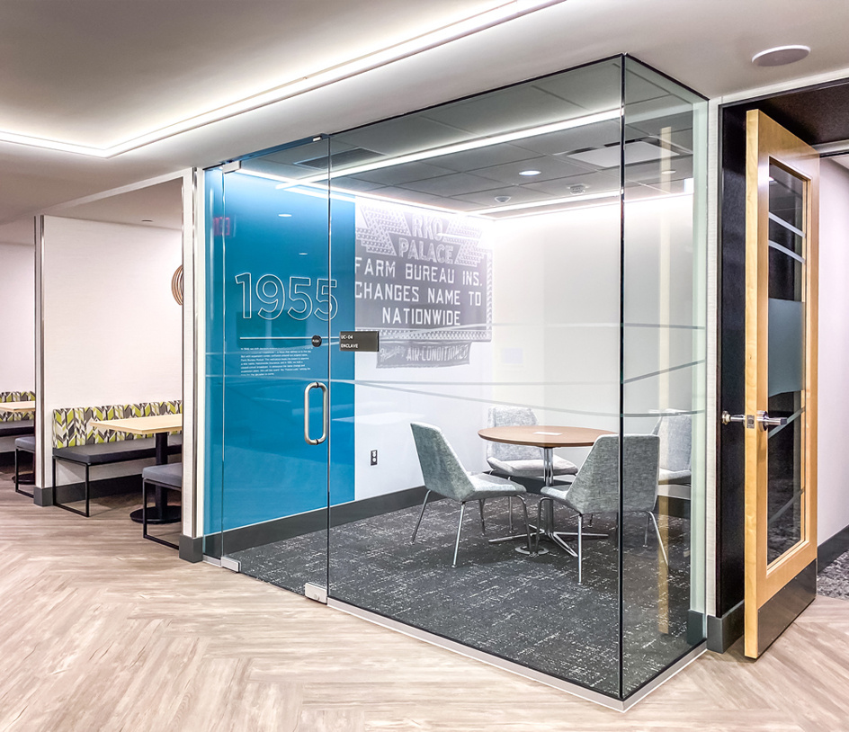 lunne-work-nationwide-plaze-one-huddle room 1955
